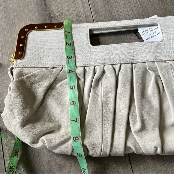 NWT BCBGMAXAZRIA Clutch Leather/Croc Witer white - Picture 8 of 9